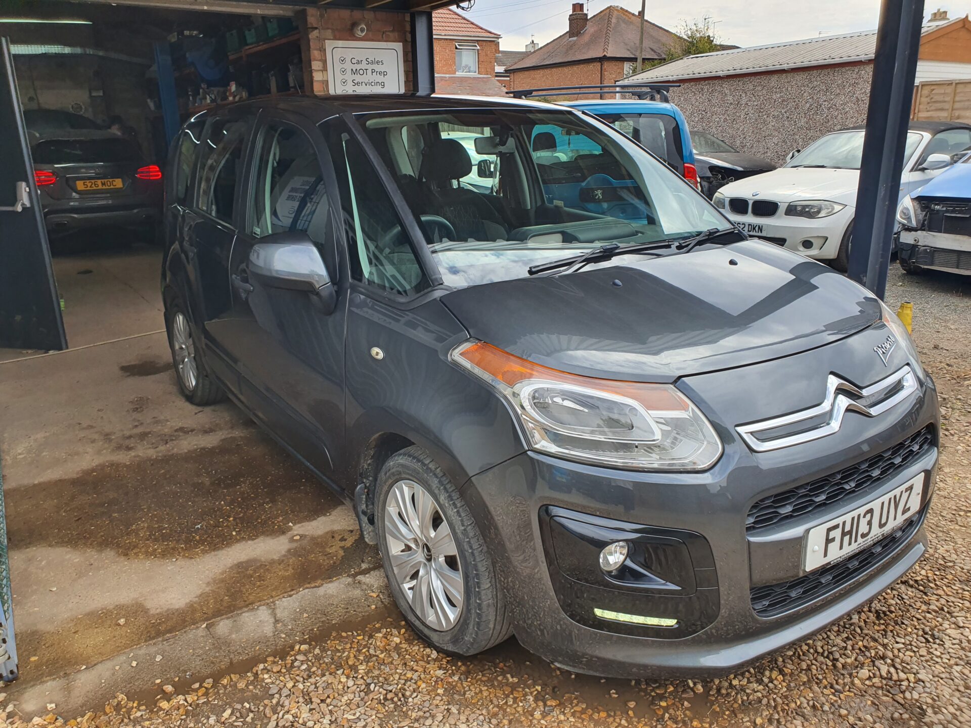 2013 CITROEN C3 PICASSO VTR+ HDI - Image 2